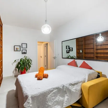 Ngh12 - Lovely, Spacious 2 Bedroom Apartment. * Naxxar