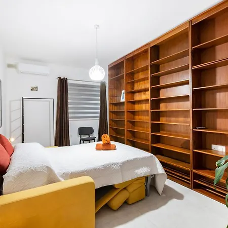 Ngh12 - Lovely, Spacious 2 Bedroom Apartment. Apartment *
